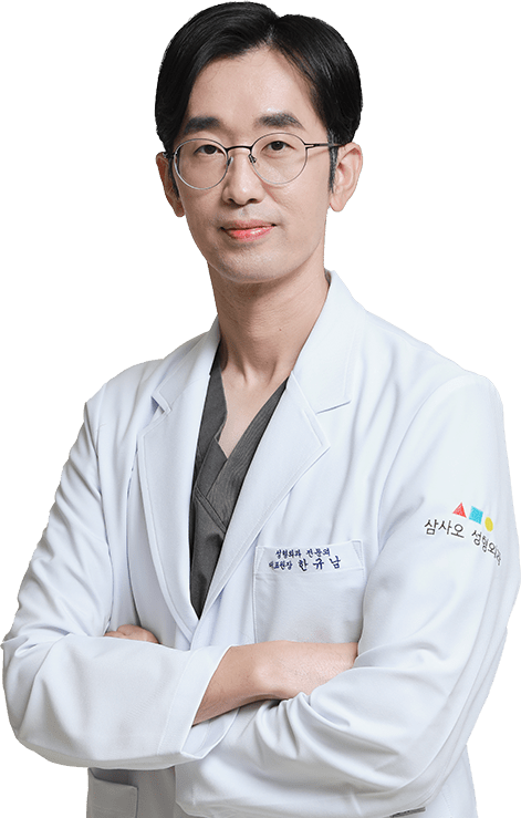医師の白衣の男性
